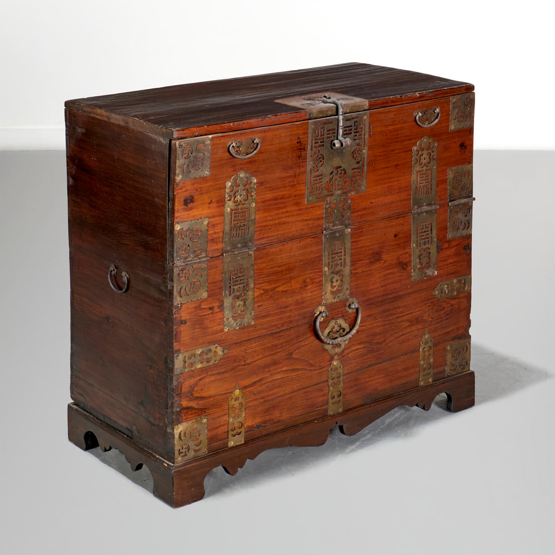 Japanese tansu cabinet (1 of 5)