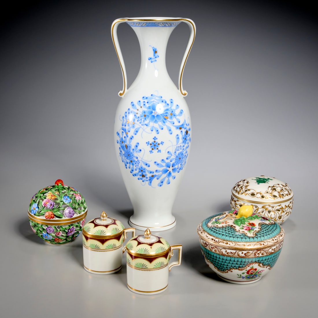Group Continental porcelains, incl. Herend (1 of 8)