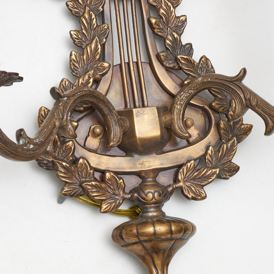 Pair Frederick Cooper brass sconces - 3