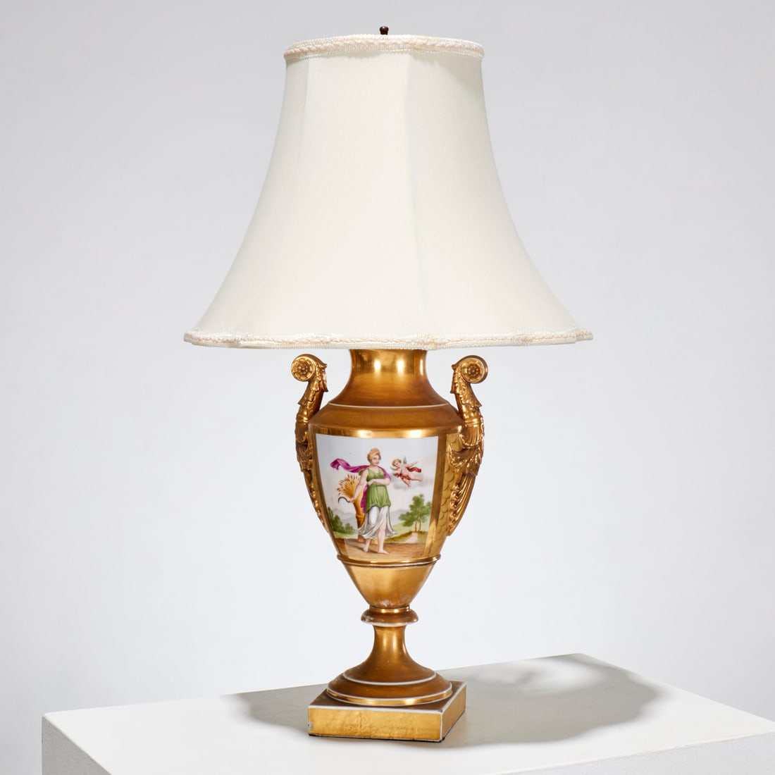 Royal Vienna hand painted porcelain urn lamp (1 of 8)