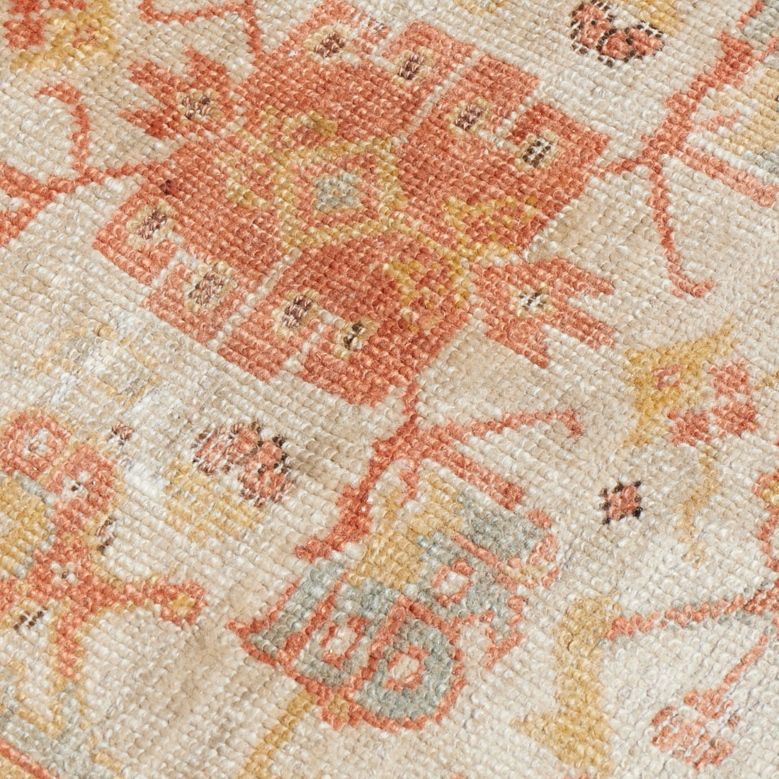 Sultanabad style carpet - 7