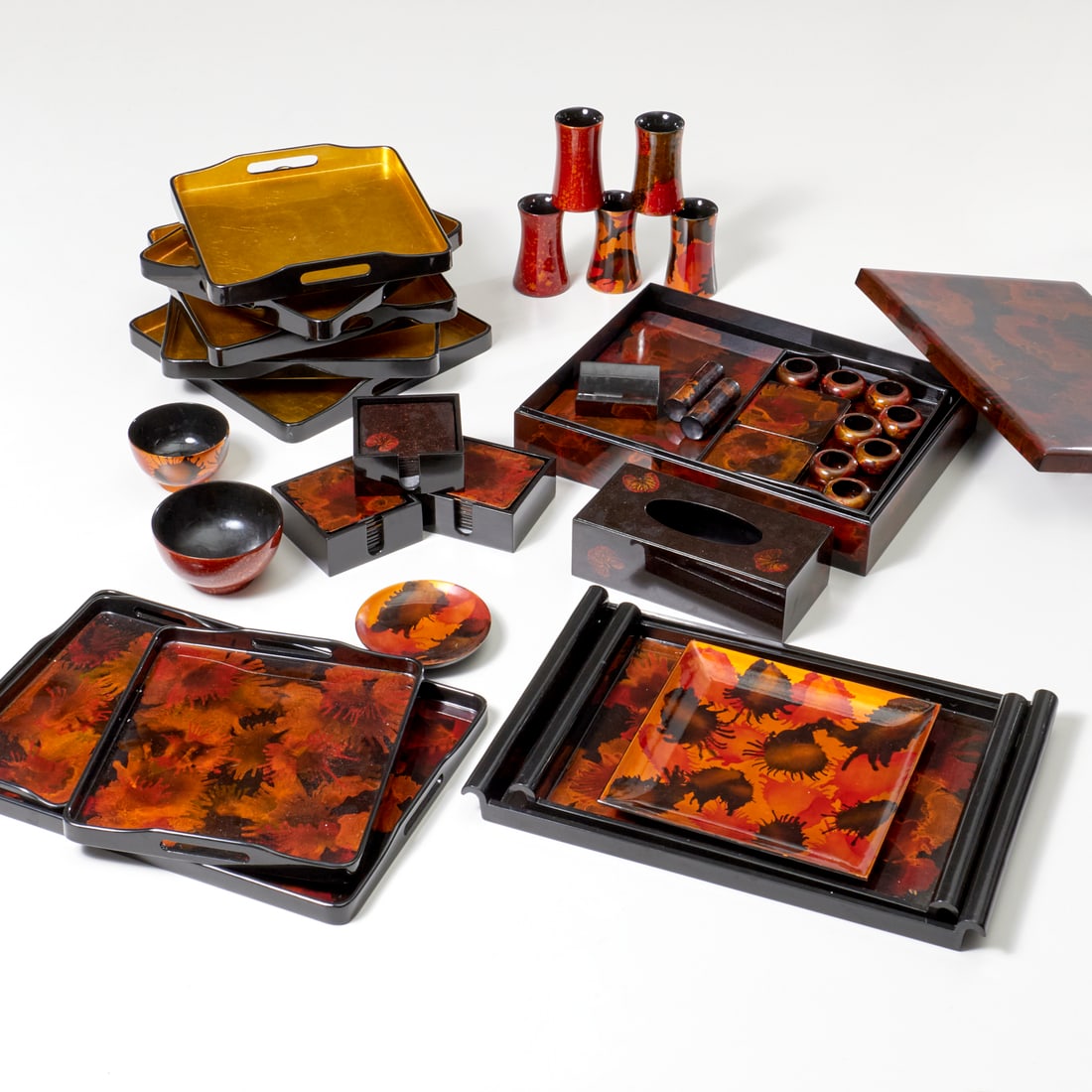 Large collection Vietnamese lacquerware (1 of 6)