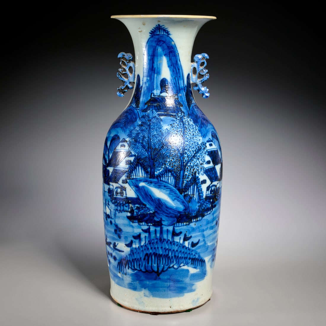 Large Chinese blue & white porcelain vase (1 of 7)