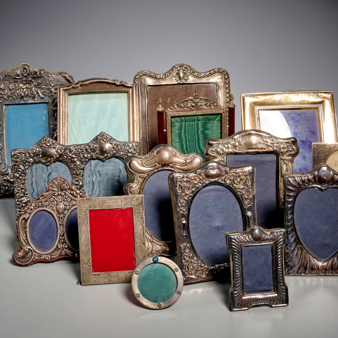 Collection (14) silver picture frames (1 of 5)