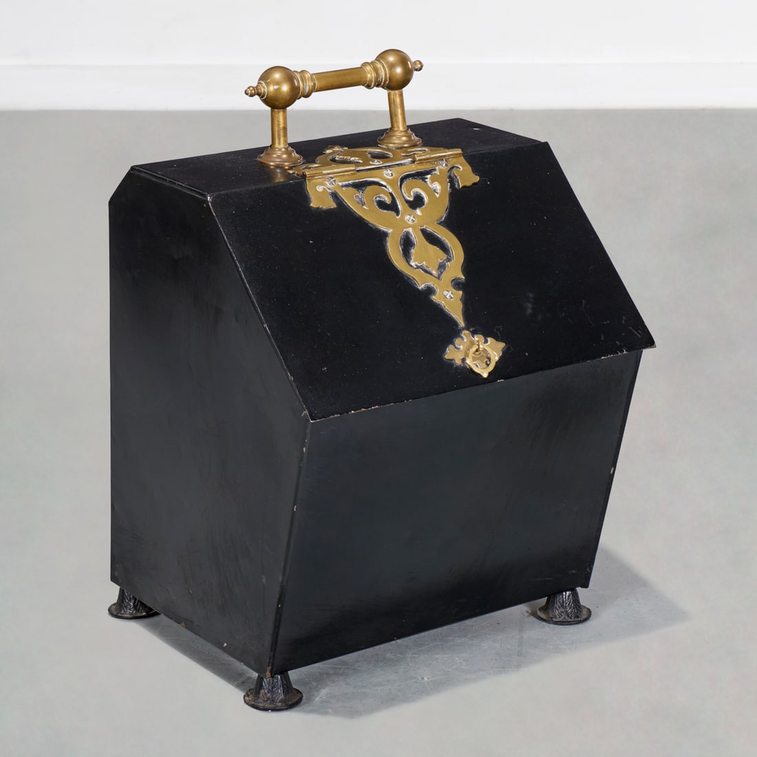Victorian brass mounted tole coal hod (1 of 5)