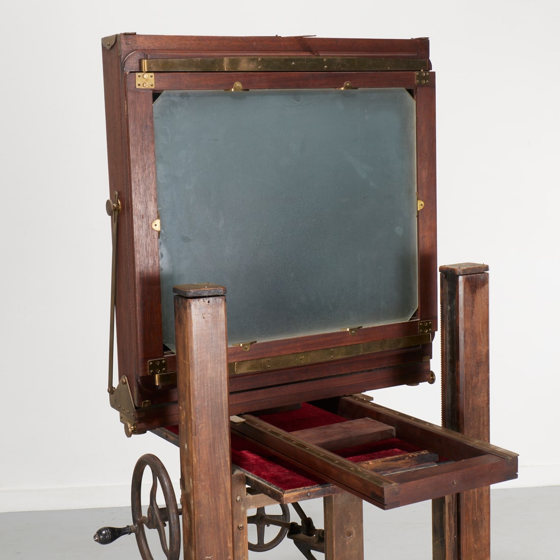 Ilex Optical 20" x 24" large format studio camera - 4