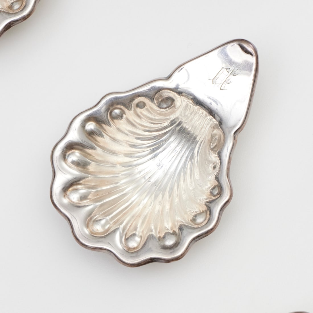 Group silver plated clam shell serving dishes - 2