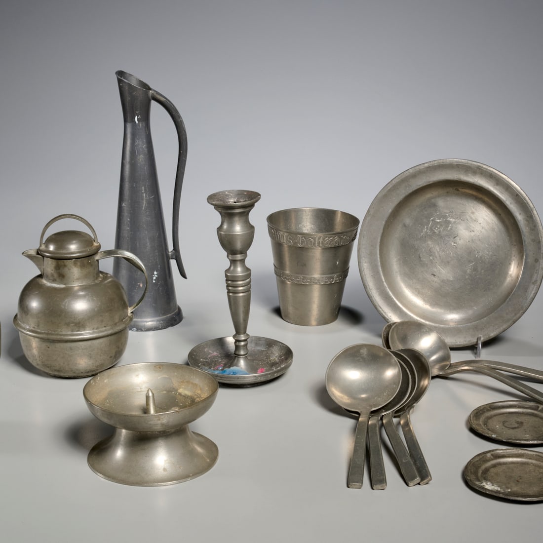 Group (15) pieces pewter ware, 19th/20th c. (1 of 7)