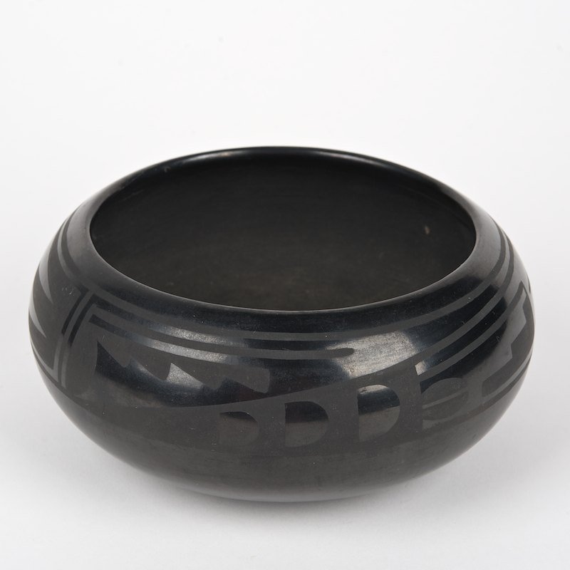 Maria Popovi (1956-1972, San Ildefonso), bowl: Maria Popovi (1956-1972, San Ildefonso), bowl, Blackware bowl with geometric designs, signed on foot, 3.25"h x 7.5"dia.