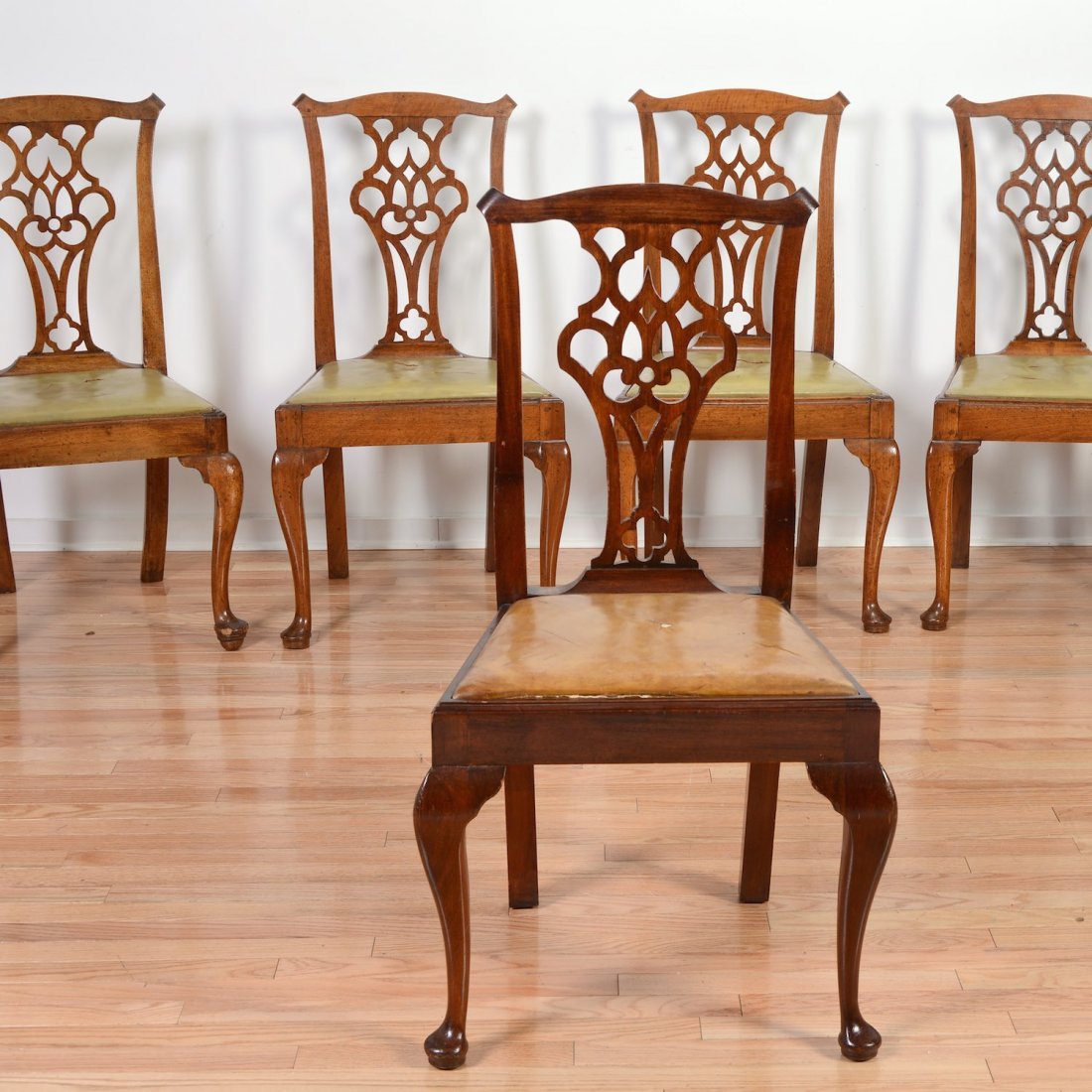Set (12) George III carved mahogany dining chairs: Set (12) George III carved mahogany dining chairs, 18th c. and later, all side chairs, brown leather slip seats, 39.5"h x 21"w x 19"d