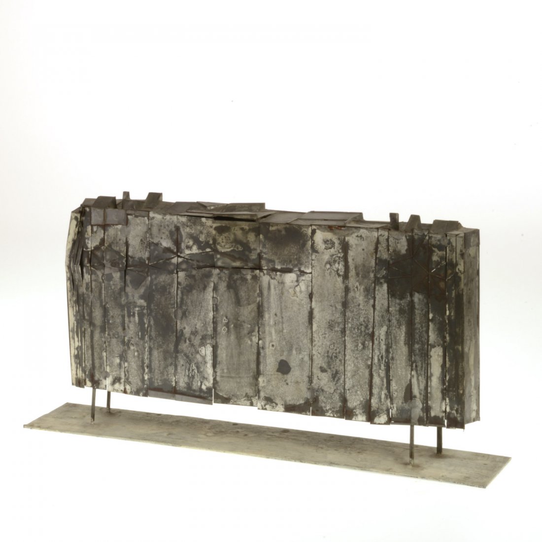 Richard Schultz, metal sculpture (1 of 8)