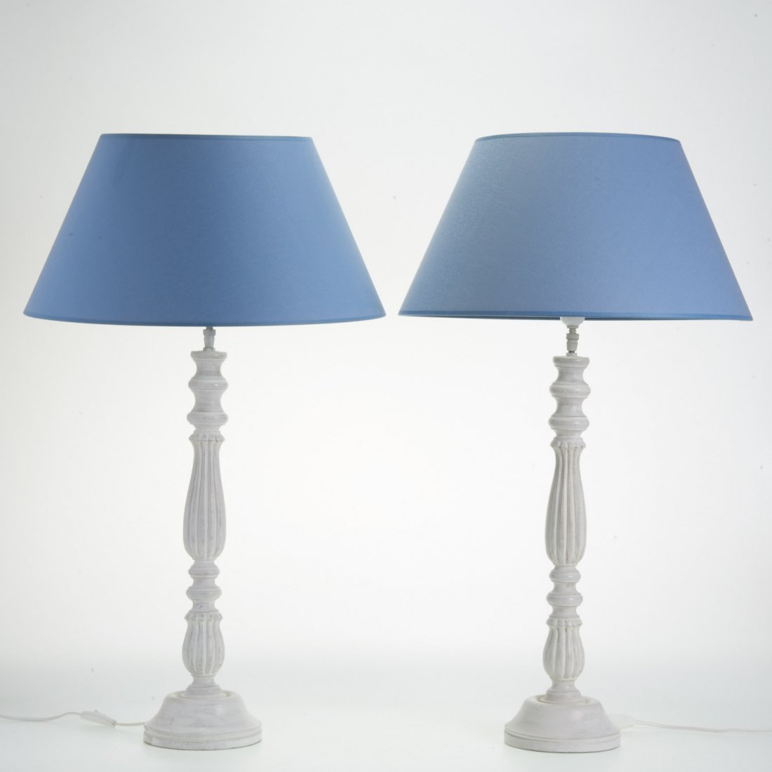 Pair decorator white washed baluster lamps (1 of 5)