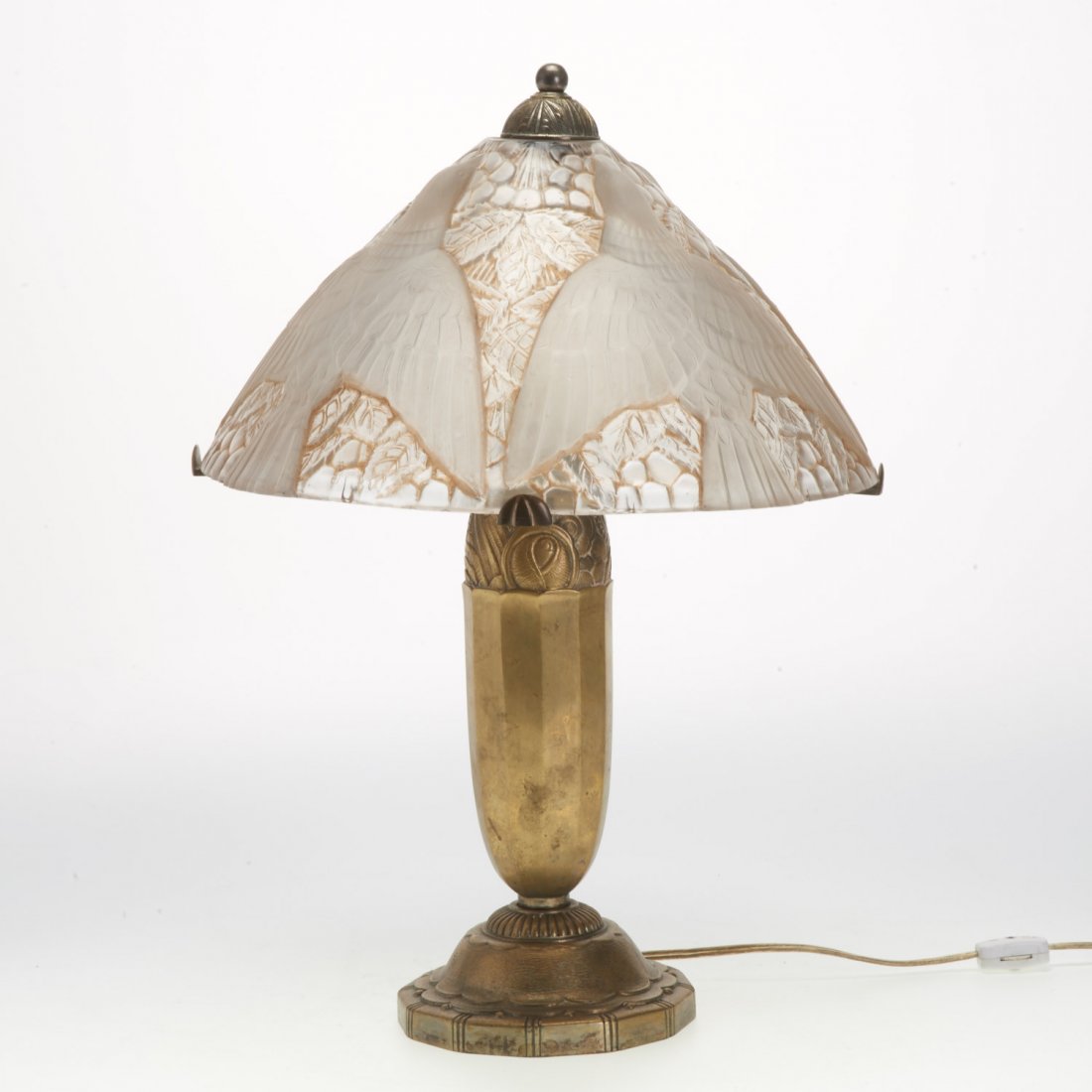 Attrib. to D'Avesn, Art Deco molded glass lamp (1 of 8)
