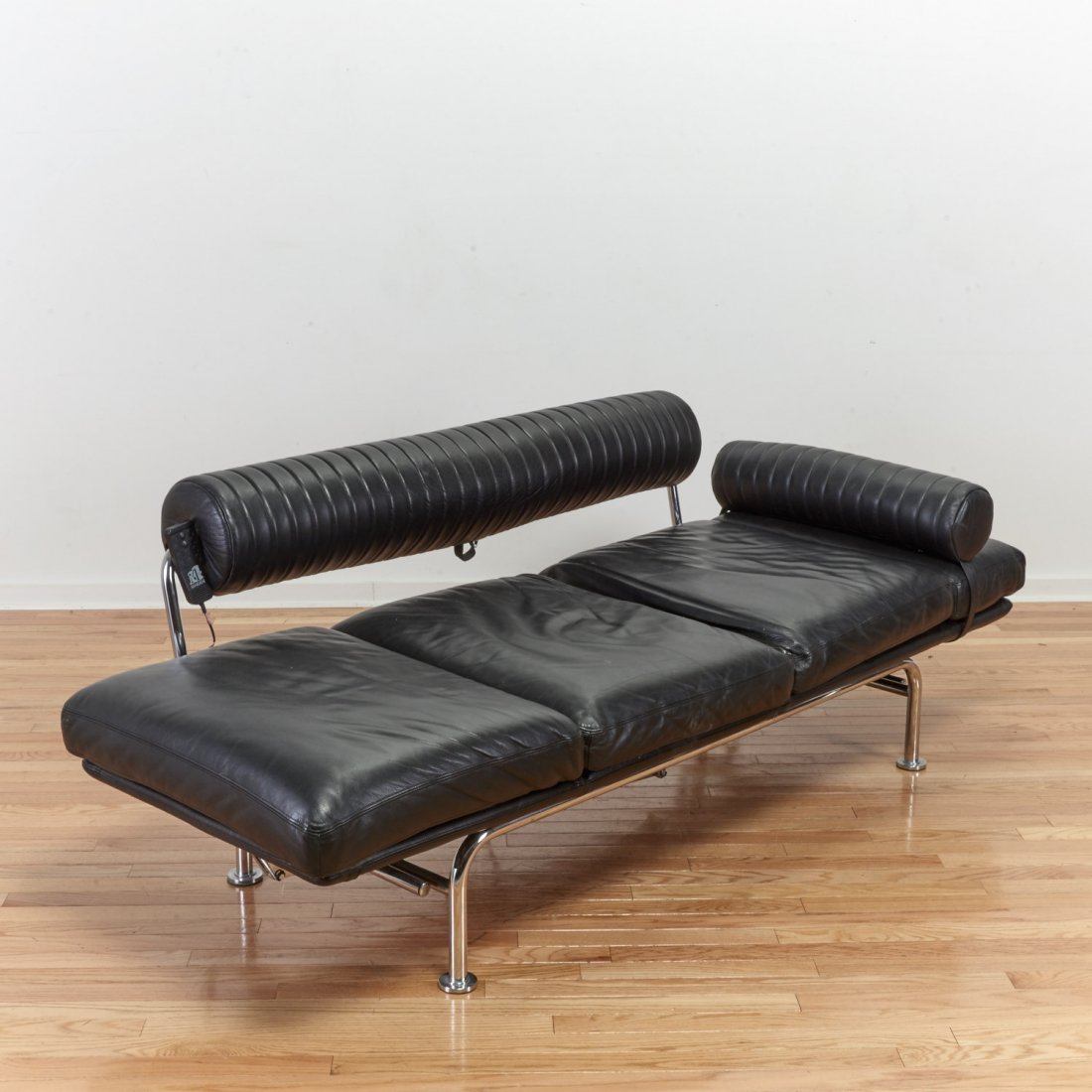 Ammannati & Vitelli "Up & Down" lounge (1 of 6)