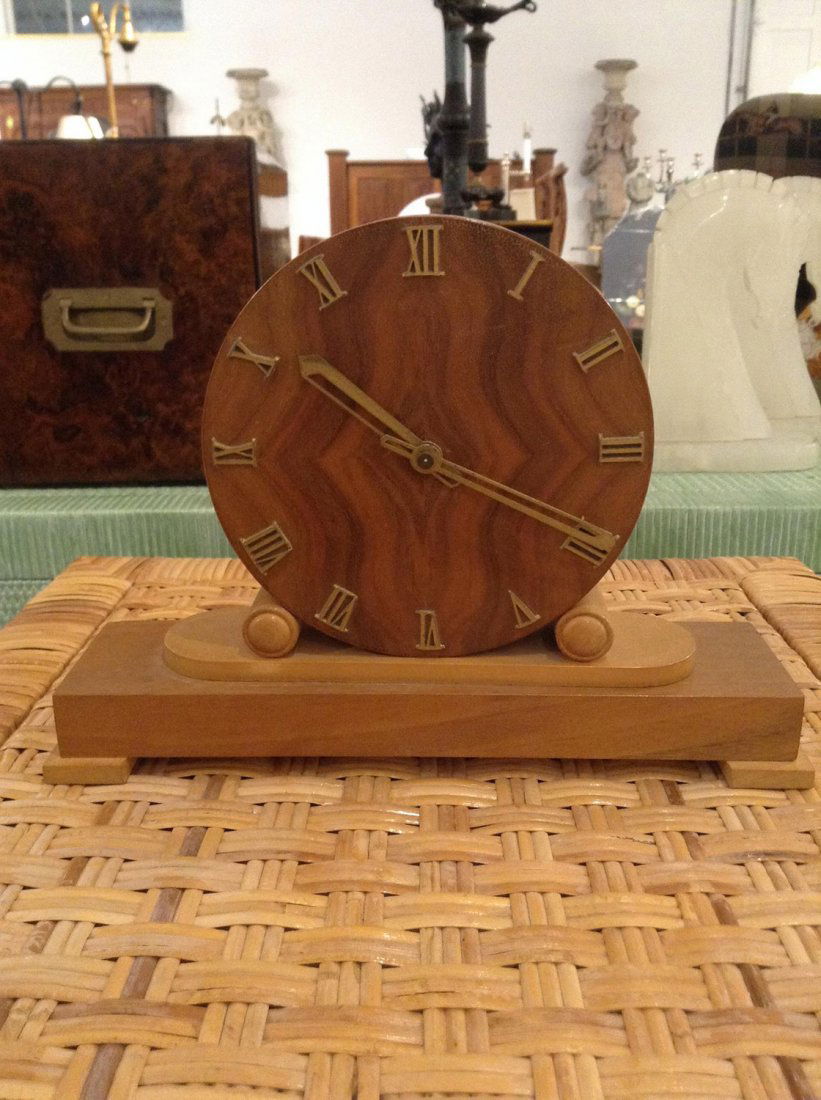 Art Deco walnut table clock (1 of 2)