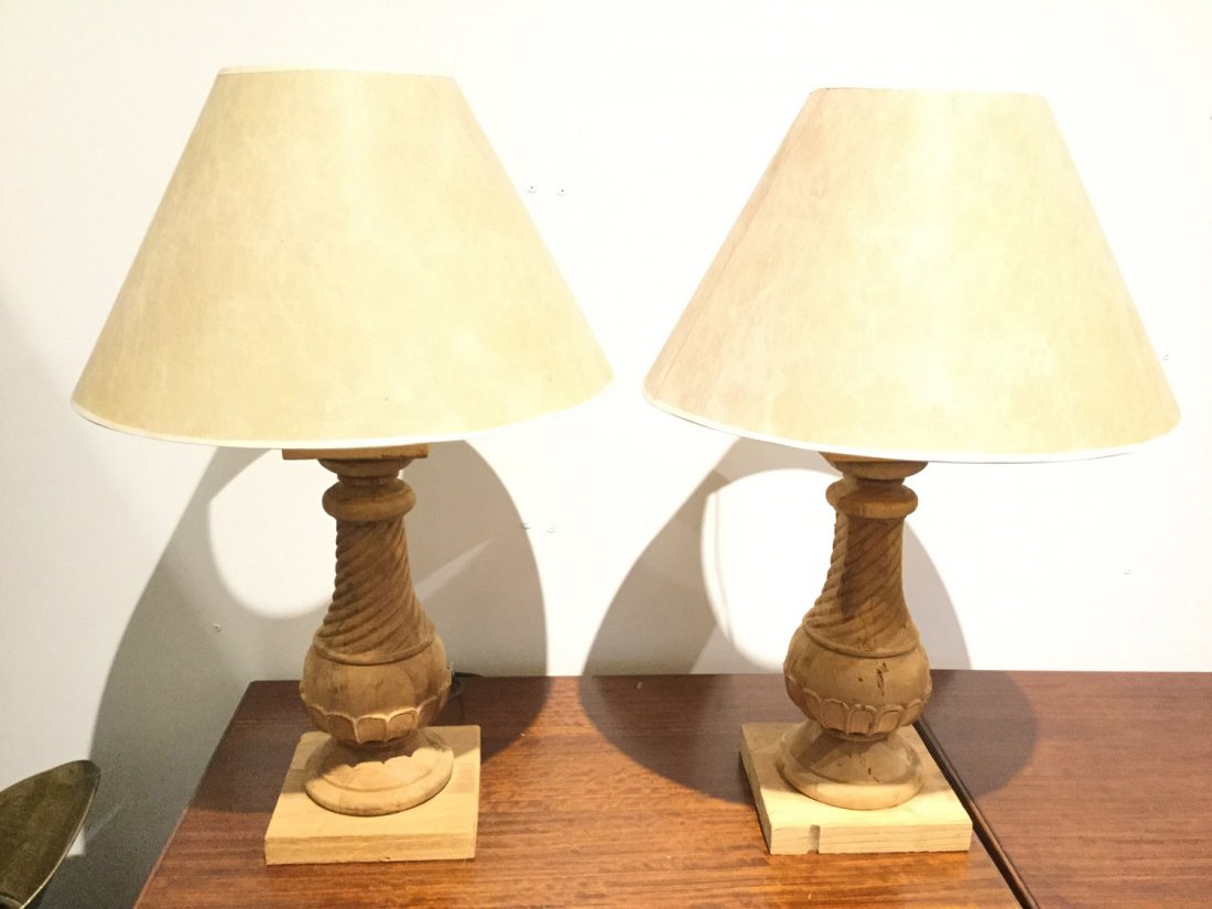 Pair decorator carved wood baluster lamps (1 of 4)
