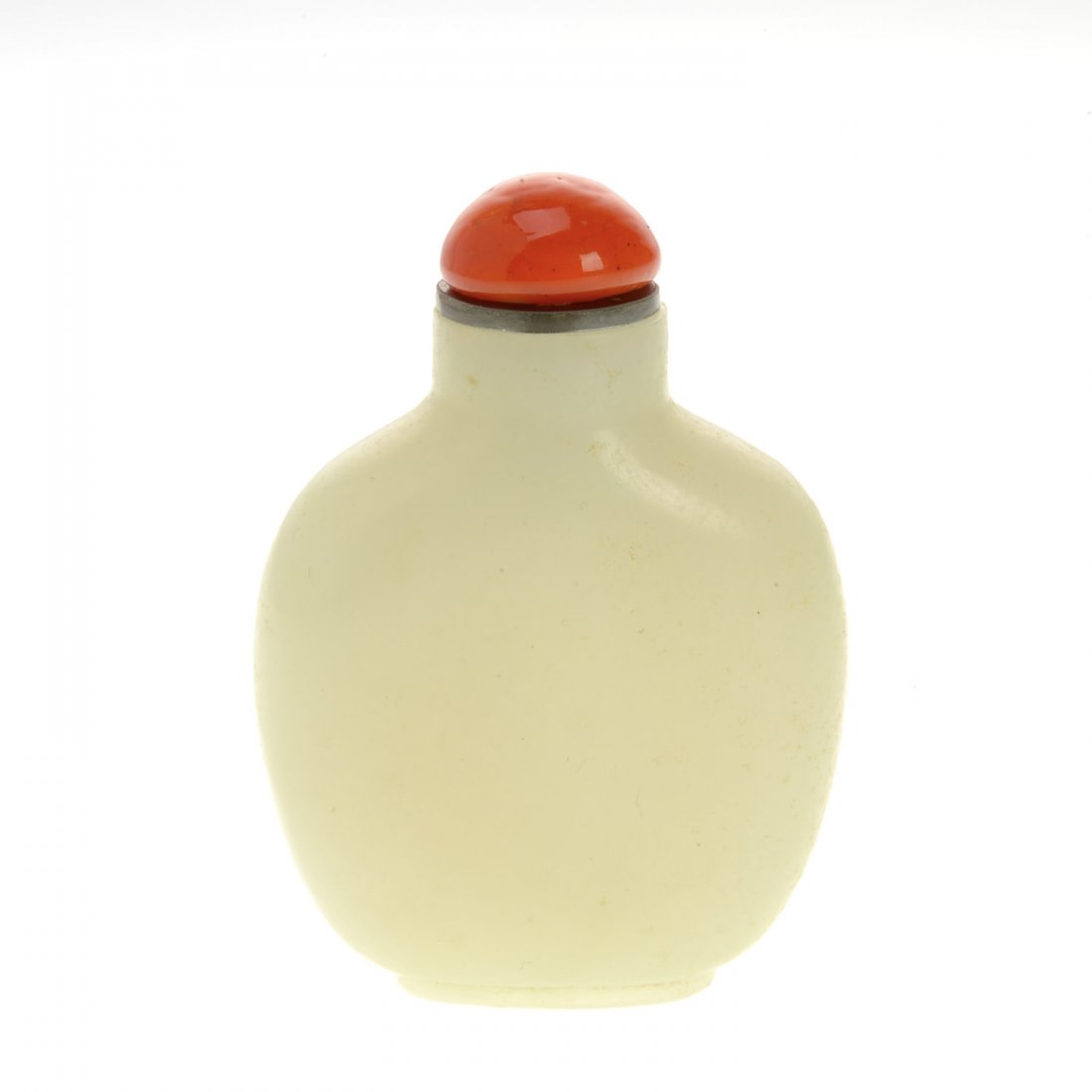 Chinese white jade snuff bottle (1 of 4)