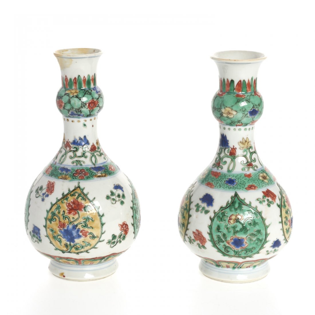 Pair Chinese Export famille vert gourd vases (1 of 5)