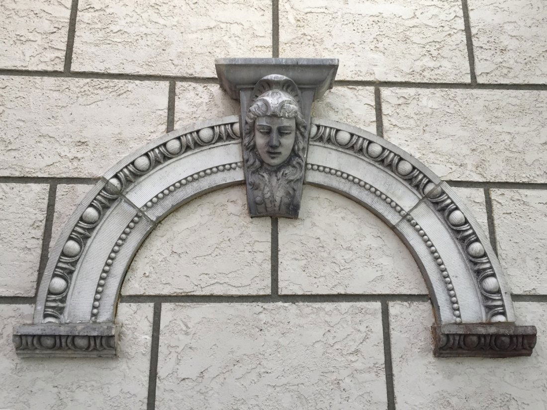 Beaux Arts architectural stoneware keystone arch (1 of 9)