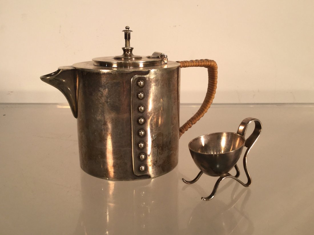 Hukin & Heath silver plated hollowware (1 of 7)