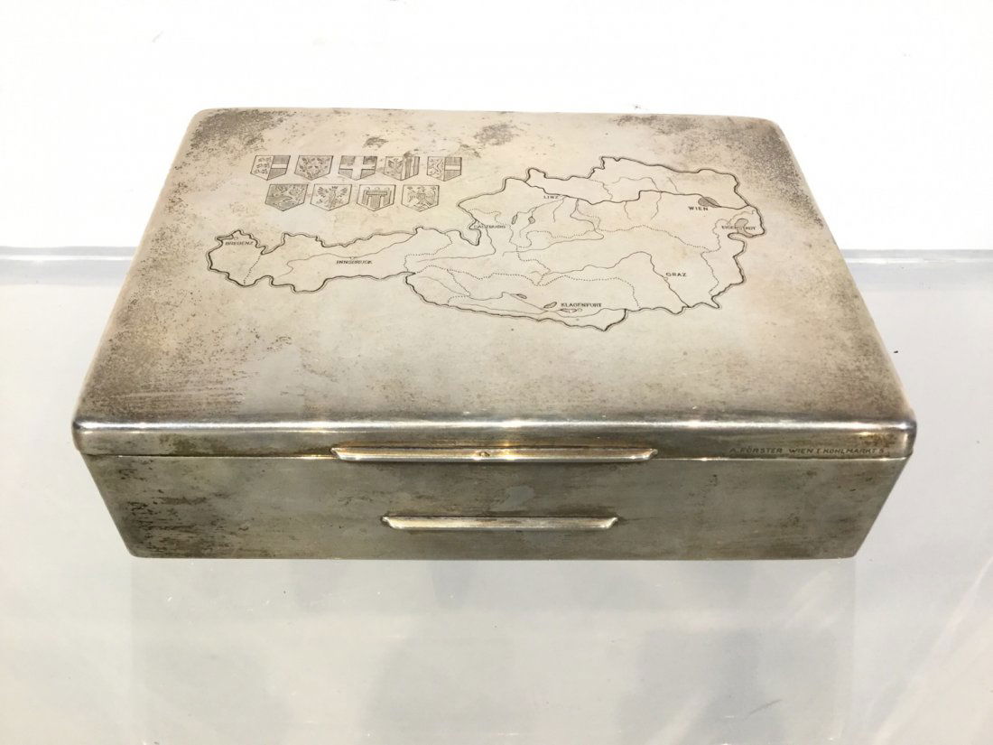 Viennese engraved .900 silver box (1 of 10)