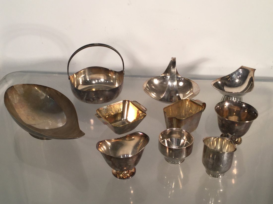 Group Modernist silver plated hollowware (1 of 10)