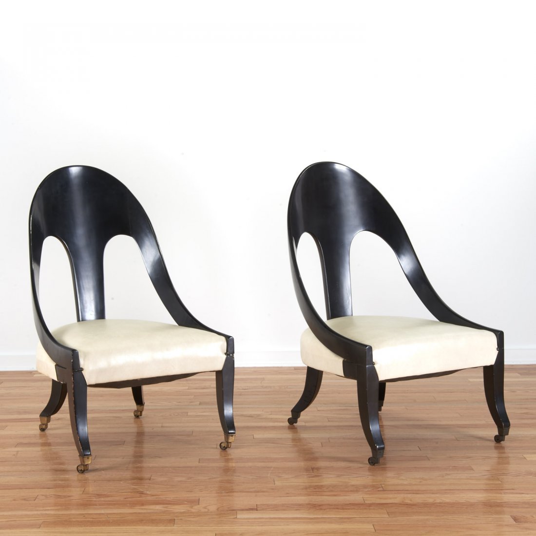 Pair Hollywood Regency spoon-back chairs (1 of 10)