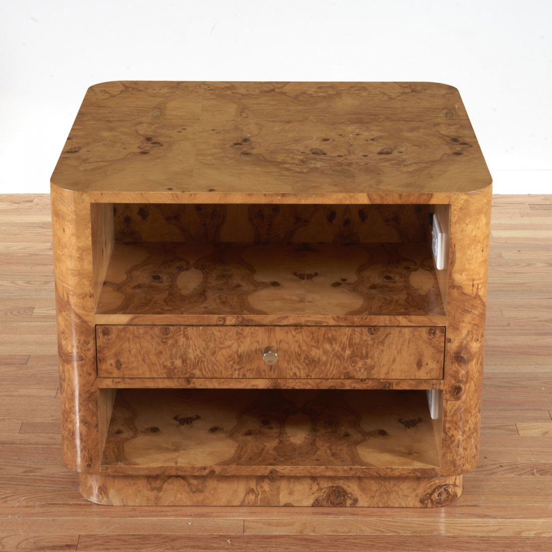 Pace style burl wood, chrome side table (1 of 5)
