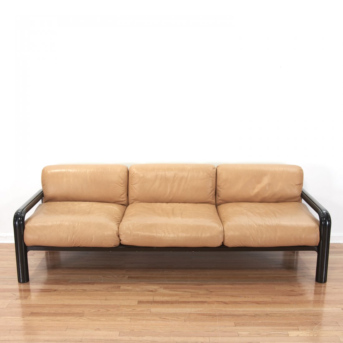 Gae Aulenti for knoll leather sofa (1 of 7)