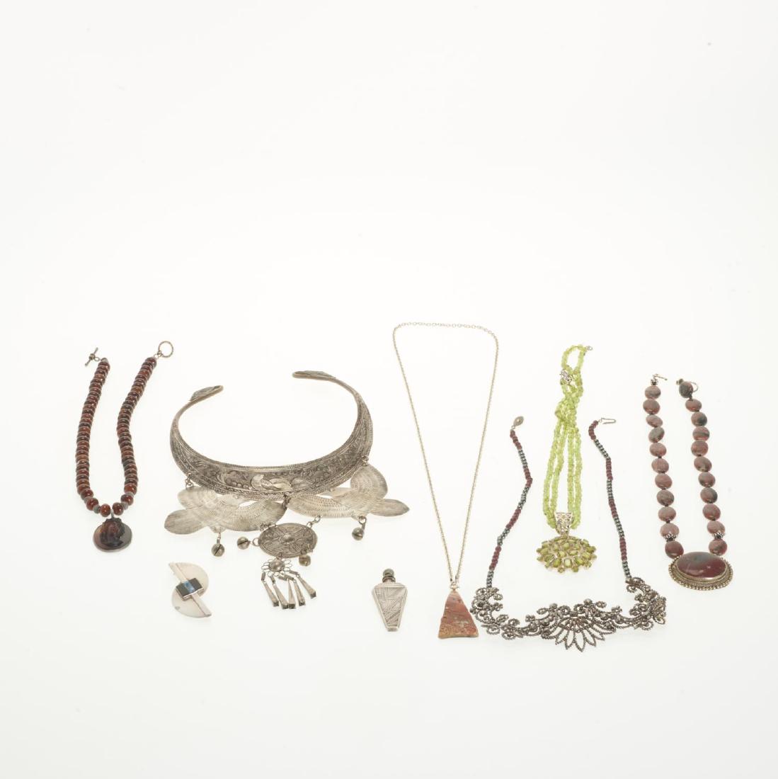 (8) pieces unique silver-tone jewelry (1 of 9)