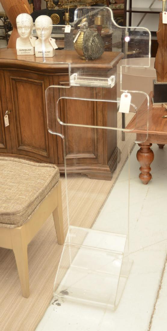 Lucite gentleman's valet (1 of 5)