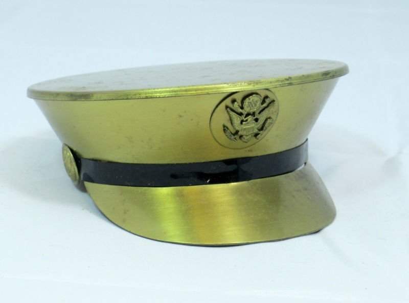 U.S. AIR WORLD WAR 2 GIFT FLYER HAT COMPACT: Only U.S. Servicemen would give these Brass Air Force Hats that were Compacts to their Sweet Hearts in England. This one has never been used comes in original box was given by Air man that never made