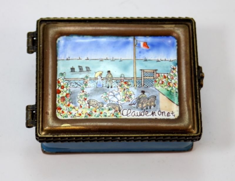 CLAUDE MONET ENAMELED TRINKET BOX BY KELVIN CHEN: Enameled trinket box by Kelvin Chen after a previous work by Claude Monet. Number 469. Measures 1 1/8" height x 3 1/2" length. Weighs 168 grams.