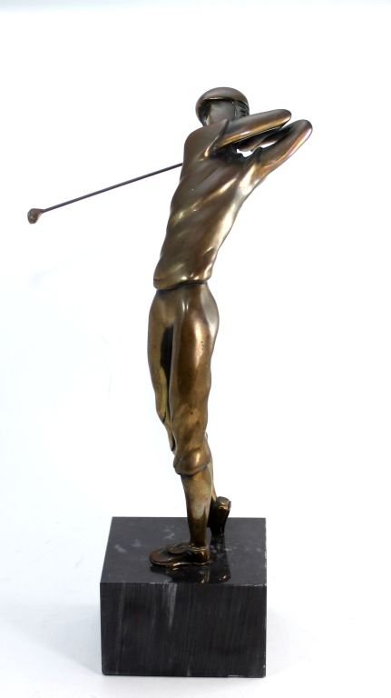 TOM BENNETT GILT BRONZE GOLFER FIGURE ON BASE: Tom Bennett gilded bronze sculpture depicting a golfing man. Singed to underside of foot. Mounted on square black marble plinth. Measures 13 5/8" height + 3" base height. Total weight of 6.5 kilograms