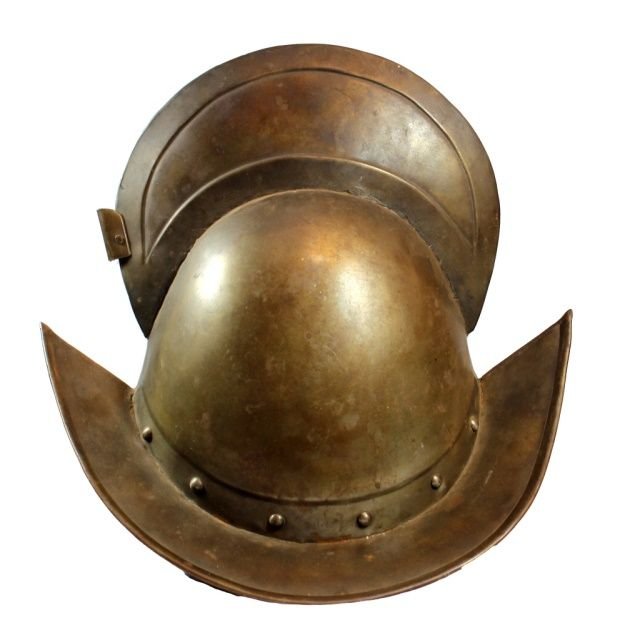 ANTIQUE SPANISH BRONZE COMB MORION HELMET: Antique Spanish Comb Morion bronze helmet. Equipped with plume holder. 19th to early 20th century reproduction. Measures 12" height x 13" length x 10 1/2" depth. Total weight approx. 1.3 kilograms.