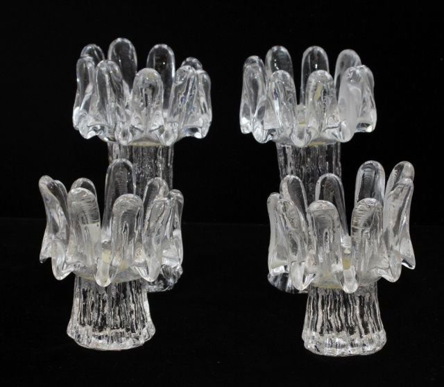 4 KOSTA BODA HAND BLOWN CANDLE HOLDERS BY WARFF: Two pairs of 20th century modernist hand blown 'Sunflower' candle holders crafted by Goran Warff for Kosta Boda. Circa 1970's. Tallest piece measures approx. 6 5/8" height x 3 7/8" diameter. Total wei