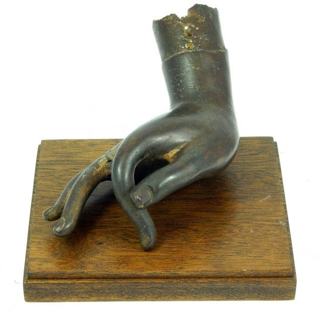 ANTIQUE BROZE THAI "BLESSING" HAND SCULPTURE: ANTIQUE BROZE THAI "BLESSING" HAND SCULPTURE. Vitarka Mudra Teaching, Giving Instruction, Reason. The hand is held closer to the chest than in the Abhaya Mudra. The palm is facing outward. A circle is