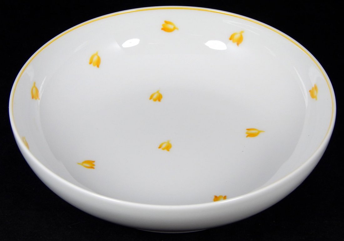 4 LALIQUE PORCELAIN MUGUET COUPE SOUP BOWLS: Four Lalique French Limoges porcelain coupe cereal bowls in the Muguet pattern. Includes one box. Each bowl measures approx. 1 7/8" height x 7" diameter. Total weigth approx. 1730 grams.