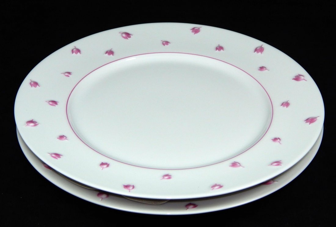 (2) LALIQUE "MUGUET" LIMOGES PORCELAIN PLATES (1 of 5)