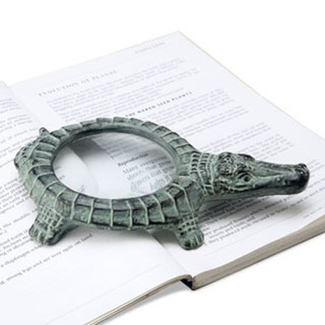 GATOR MAGNIFYING GLASS: Gator Magnifying Glass - 2"H 7"W 4.5"D - Aluminum & Glass