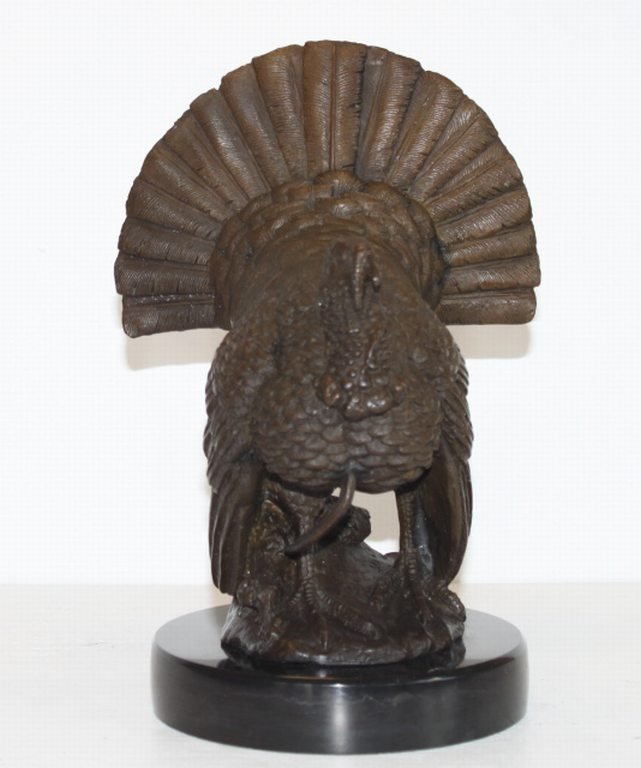 "WILD TURKEY" BRONZE SCULPTURE: WILD TURKEY BRONZE SCULPTURE - AFTER LOBO- 12HX7WX8D - VERY DETAILED & REALISTIC - MUSEUM BROWN PATINA - LOST WAX CAST BRONZE - MOUNTED ON A MARBLE BASE