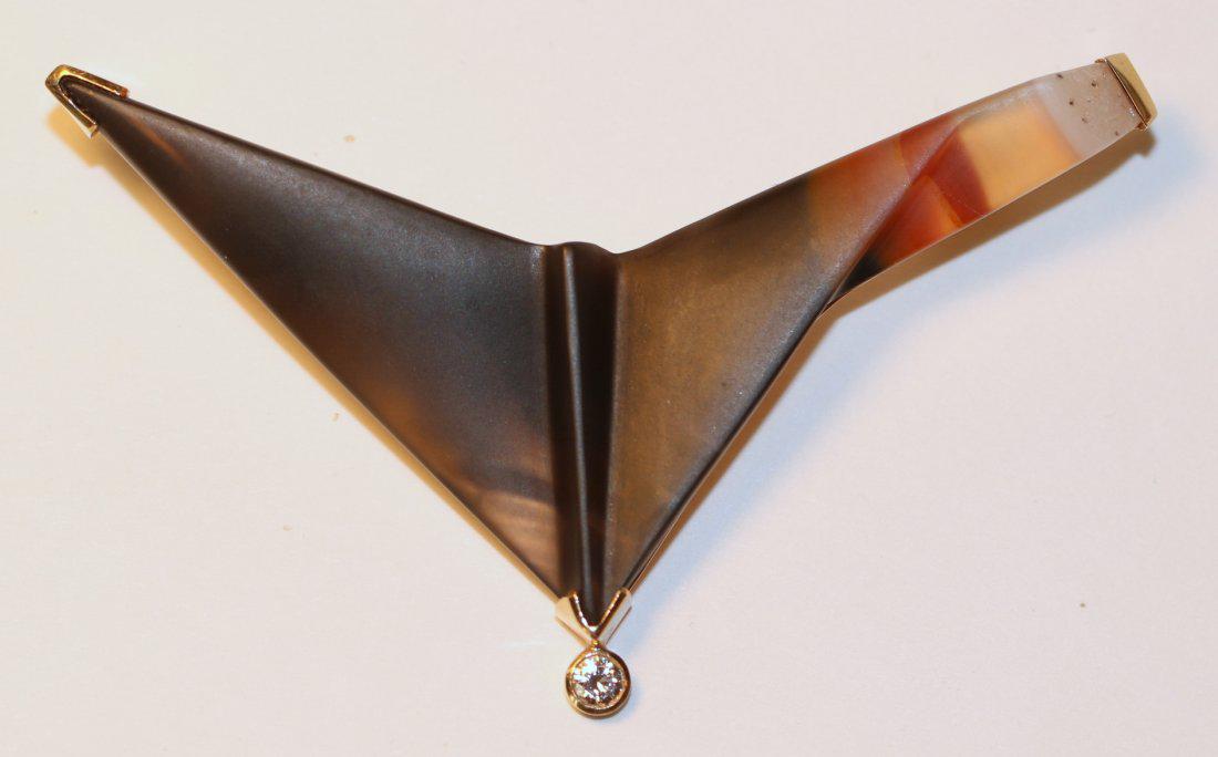 Martha Richter Freeform Sculpture Agate 14K Yellow Gold: Martha Richter 14k set with a free-form sculptured agate brooch â€“ necklace. At tip is a bezel set, round brilliant diamond (VS-2). TW of Diamond: 0.15ct TW of Brooch: 17.88gm TW and sizes are A