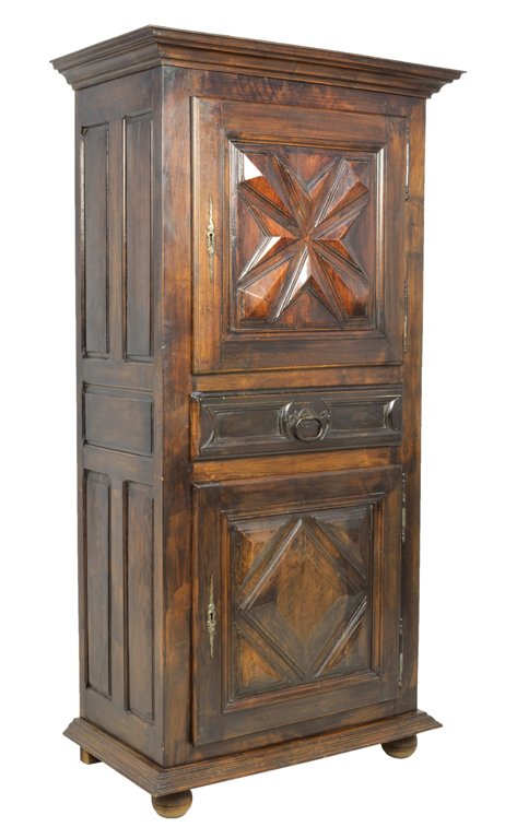 AN ANTIQUE LOUIS XIV STYLE ARMOIRE WITH DIAMOND LOZENGE: AN ANTIQUE LOUIS XIV STYLE ARMOIRE WITH DIAMOND LOZENGE Early 20th Century, Italy An antique Louis XIV style armoire has a stepped cornice, a high relief carved diamond lozenge upper panel door with c