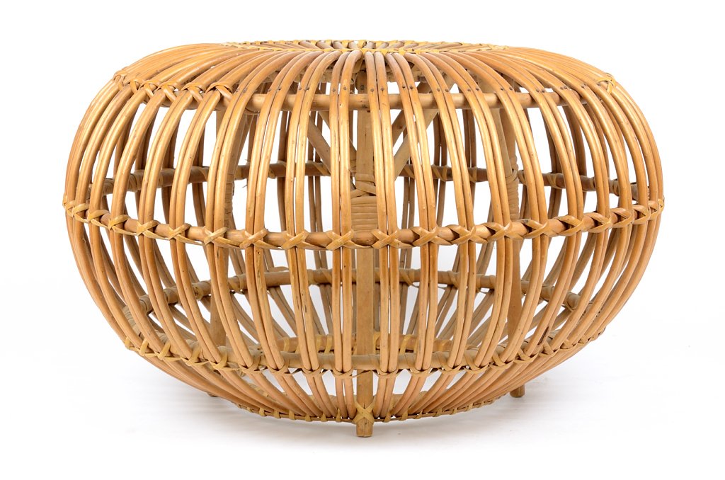 A VINTAGE ITALIAN FRANCO ALBINI STOOL: A VINTAGE ITALIAN FRANCO ALBINI STOOL Mid 20th Century Minor damage to top detected. Overall in good condition. 15 x 24½ x 24½ inches