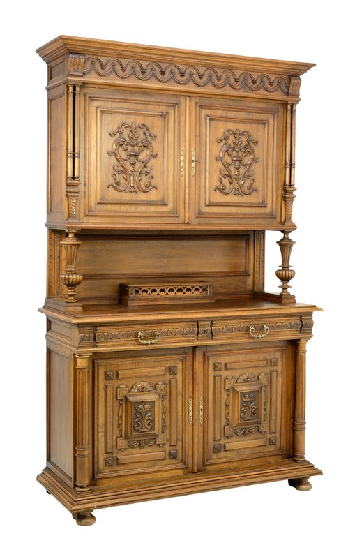A VICTORIAN RENAISSANCE REVIVAL STYLE WALNUT BUFFET: A VICTORIAN RENAISSANCE REVIVAL STYLE WALNUT BUFFET WITH GARLAND AND SWAG DETAILS France, Early 20th Century In very good condition. 90 x 55 x 21½ inches