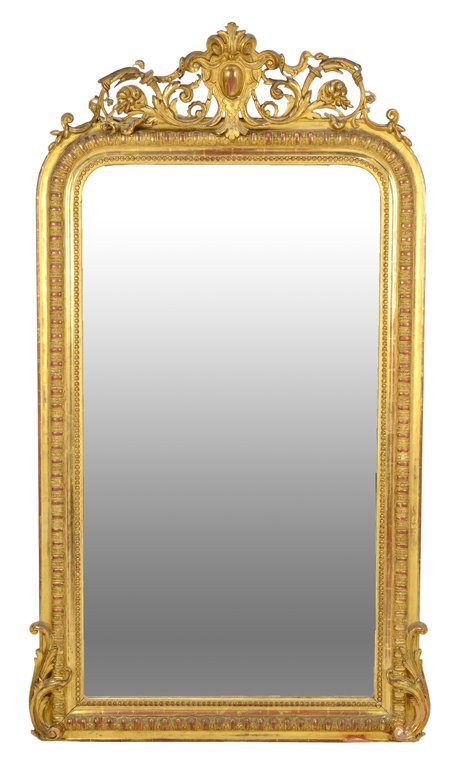 AN ITALIAN ROCOCO STYLE GILDED HALL MIRROR WITH SHIELD: AN ITALIAN ROCOCO STYLE GILDED HALL MIRROR WITH SHIELD Early-Mid 20th Century Damage to cornice detected. Restoration recommended. Overall in good condition, wear commensurate with age. 70½ x 40½ x 