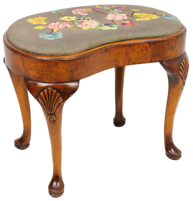 ANTIQUE QUEEN ANNE STYLE BURL WALNUT STOOL: ANTIQUE QUEEN ANNE STYLE BURL WALNUT STOOL The late 19th to early 20th century kidney shape stool of walnut solids with burl veneers featuring ball and claw carved legs with coquille carved knees and