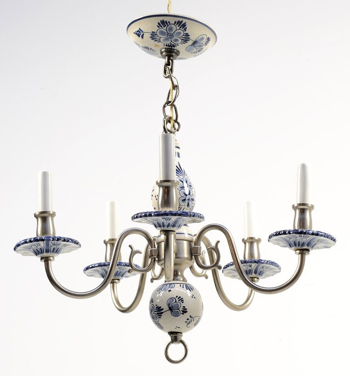 AN ITALIAN BLUE AND WHITE PORCELAIN FIVE-LIGHT: AN ITALIAN BLUE AND WHITE PORCELAIN FIVE-LIGHT CHANDELIER The chandelier of typical form, the central porcelain body issuing the five brass arms, each terminating in a single light, and descending to 