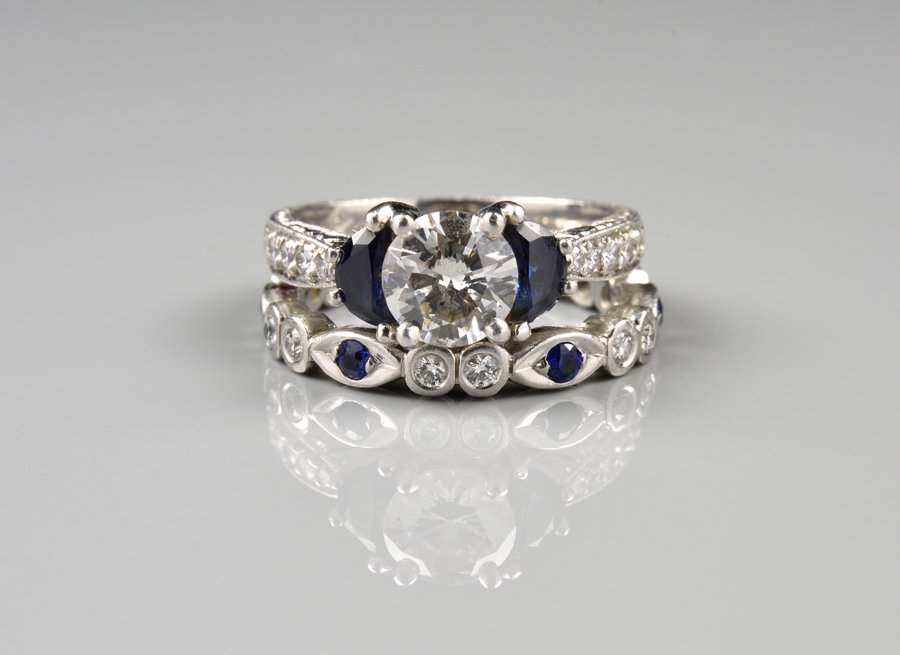 A VARNA DIAMOND AND SAPPHIRE PLATINUM BRIDAL SET (1 of 5)