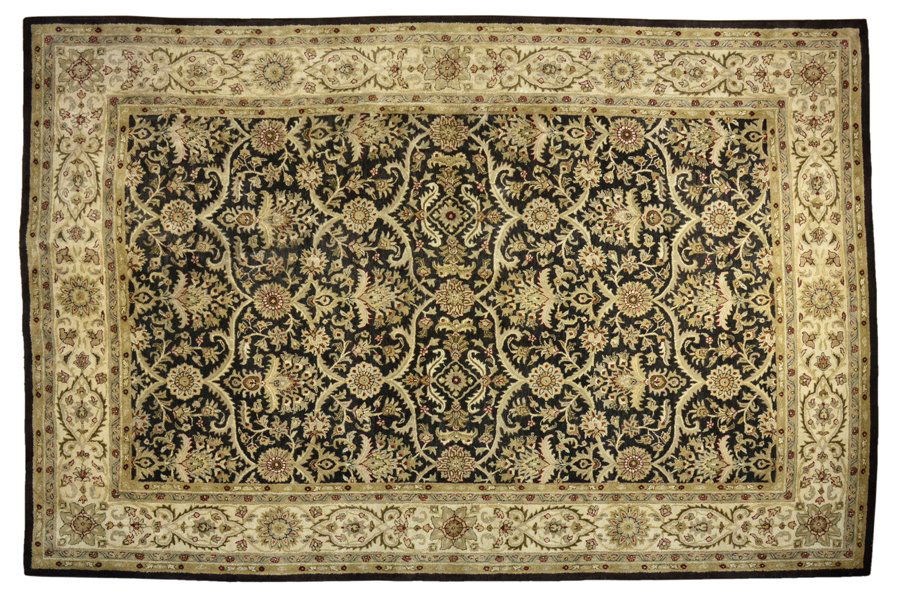 AN INDIAN WOOL RUG (1 of 3)